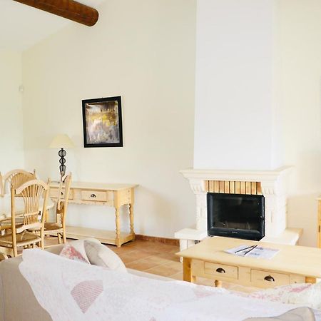 Le Claux Du Puits By Ateya Vacances Saint-Trinit ภายนอก รูปภาพ
