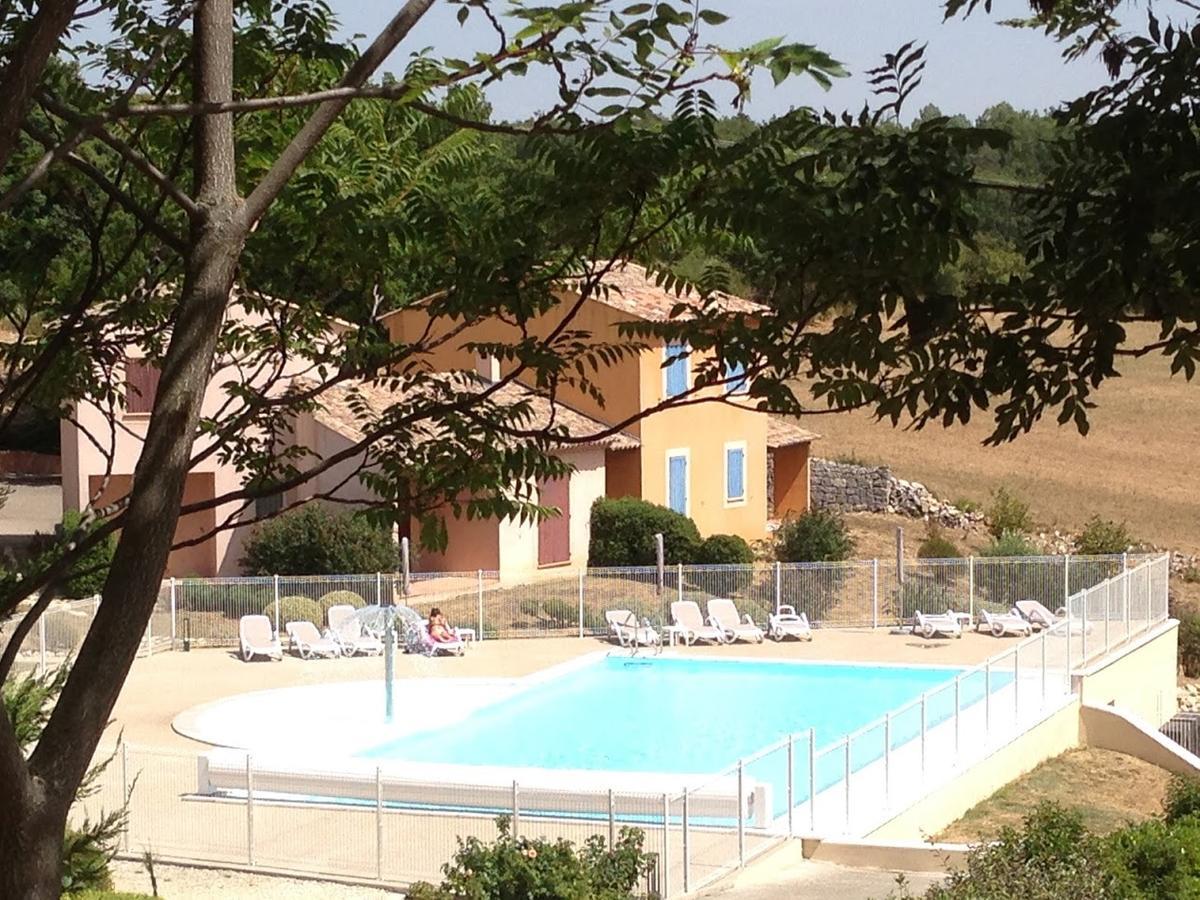 Le Claux Du Puits By Ateya Vacances Saint-Trinit ภายนอก รูปภาพ